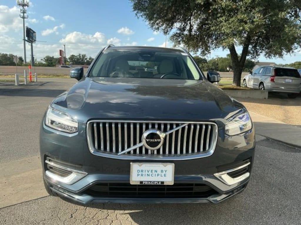 Certified 2024 Volvo XC90 B5 Core SUV