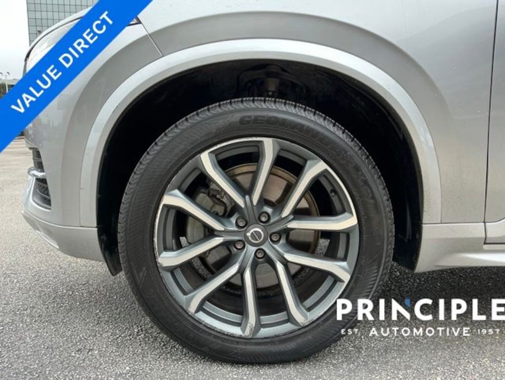 Used 2019 Volvo XC90 T6 Momentum SUV
