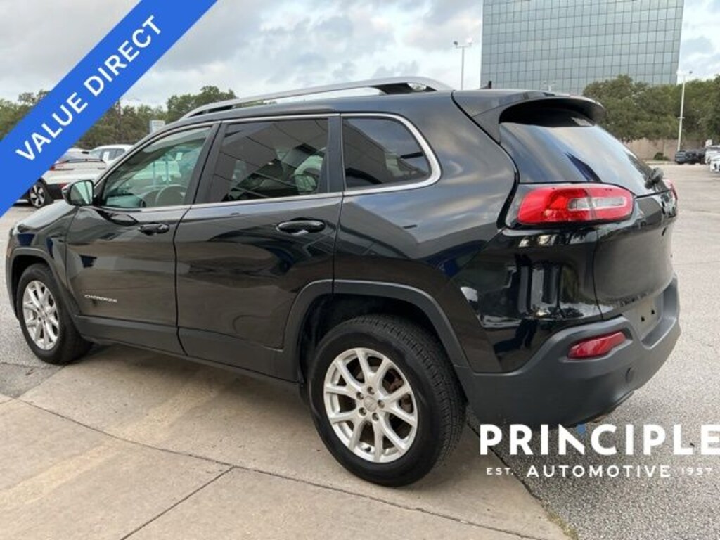 Used 2016 Jeep Cherokee Latitude SUV