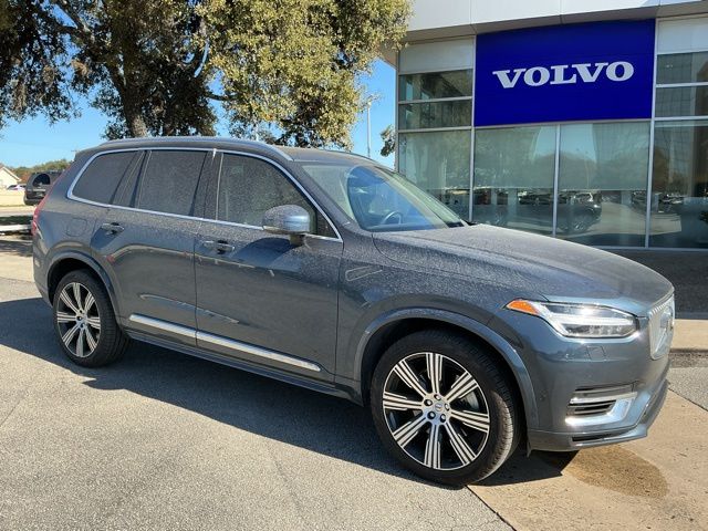2024 Volvo XC90 Plus's photo