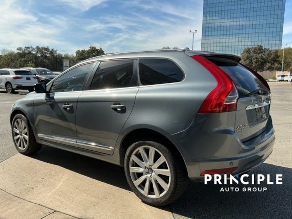 Used 2017 Volvo XC60 T5 Inscription SUV