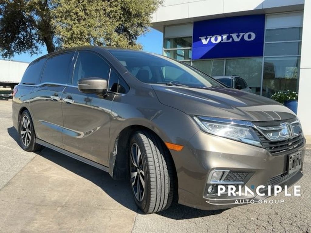 Used 2019 Honda Odyssey Elite Minivan/Van