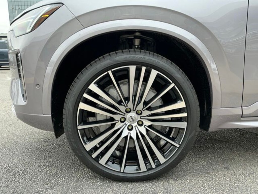 New 2026 Volvo XC90 B6 Plus 7-Seater SUV