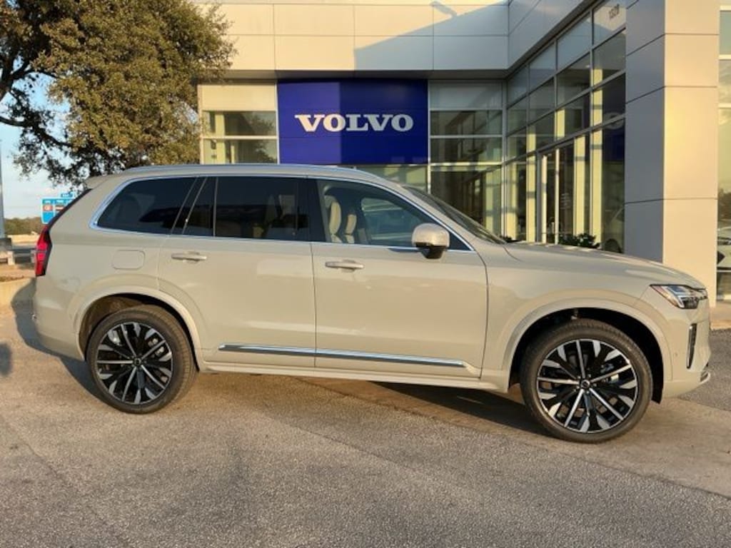 New 2026 Volvo XC90 B6 Plus 7-Seater SUV