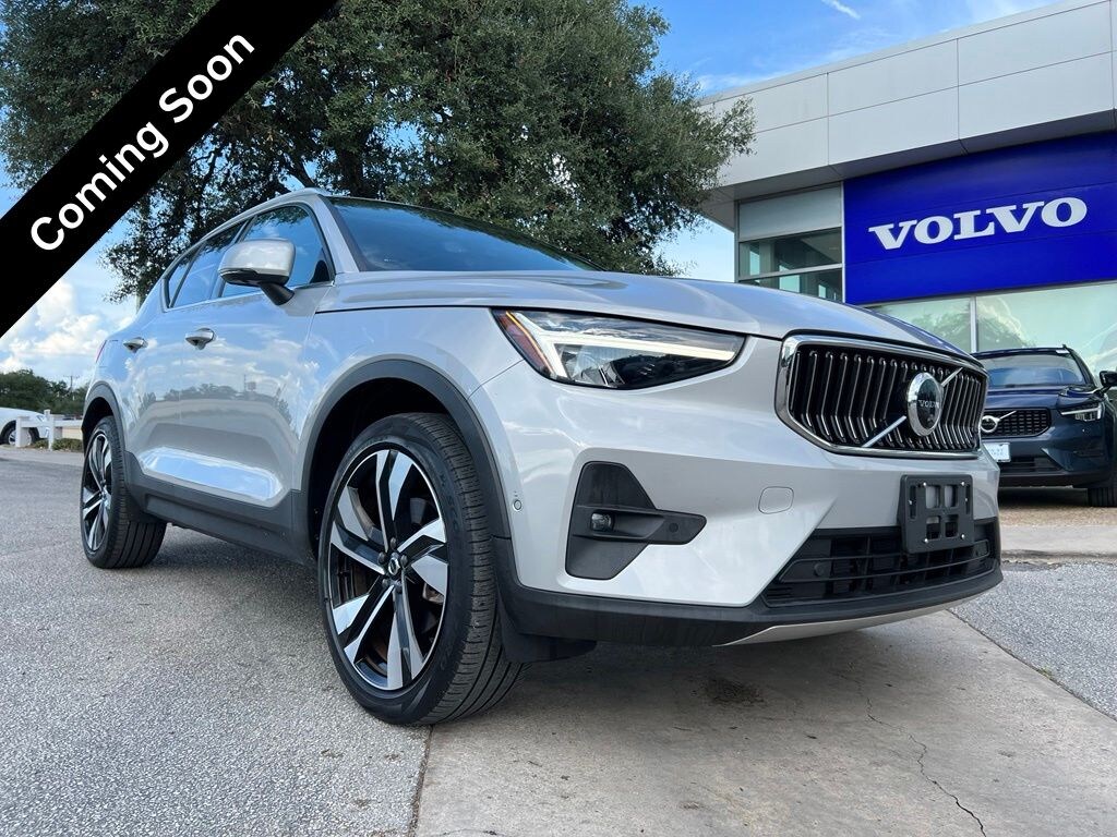 Certified 2023 Volvo XC40 B5 Plus Bright Theme SUV