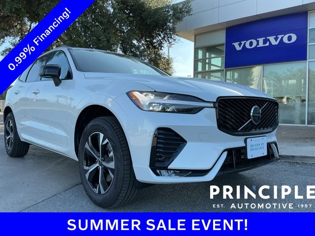 2026 Volvo XC60 B5 Core Dark AWD's photo