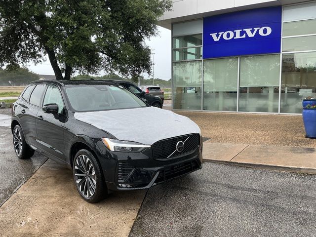 2026 Volvo XC60 B5 Ultra Dark AWD's photo