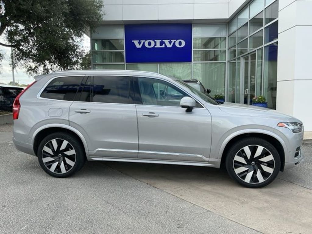 Certified 2023 Volvo XC90 Recharge Plug-In Hybrid Ultimate SUV