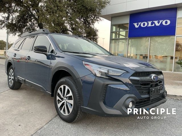 2024 Subaru Outback Premium's photo