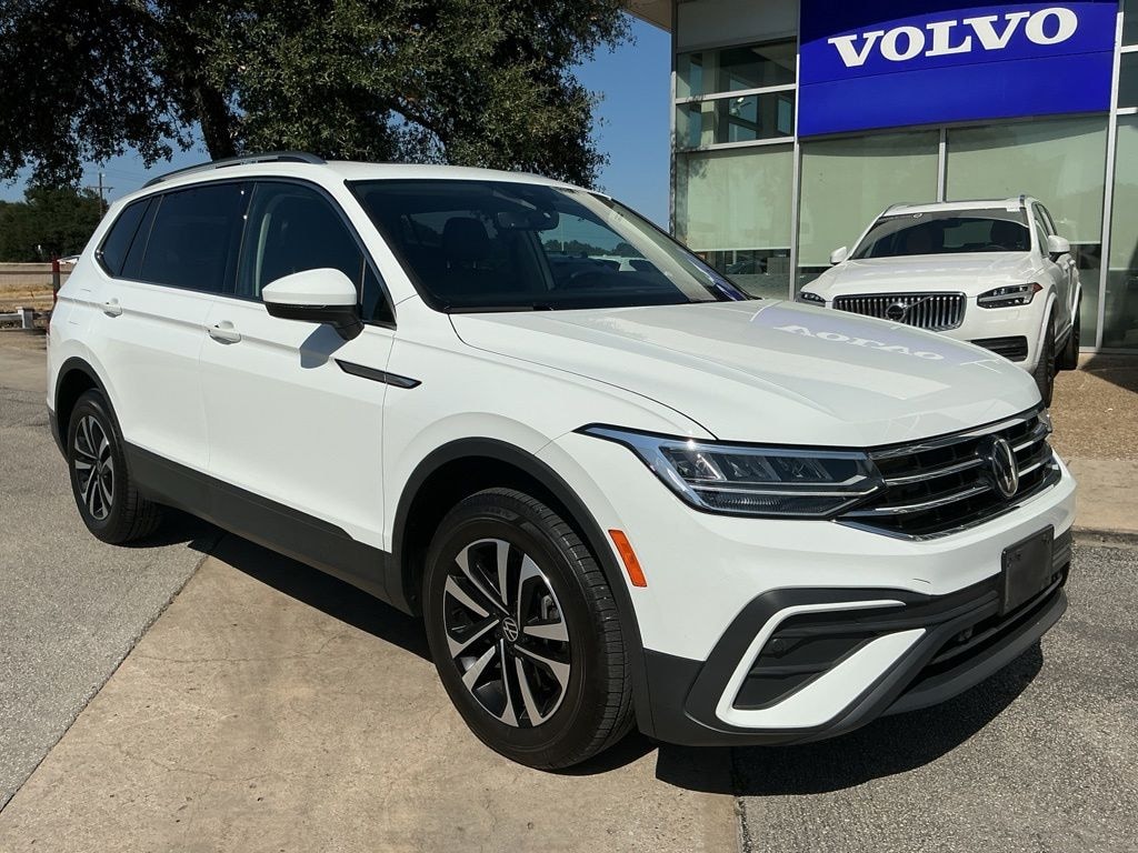 Used 2024 Volkswagen Tiguan 2.0T SE SUV