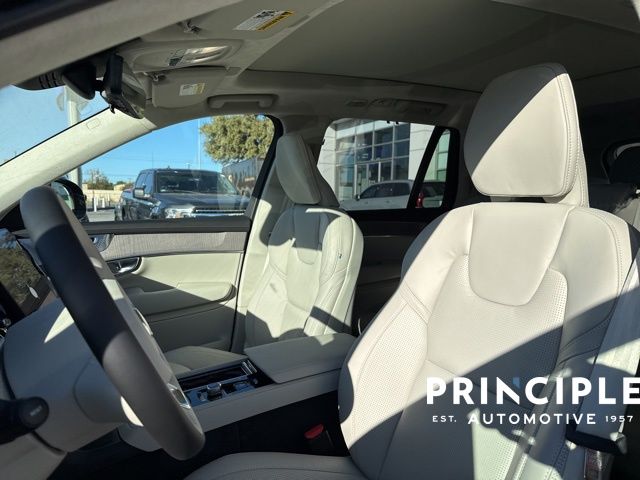 2026 Volvo XC90 Ultra - Photo 23