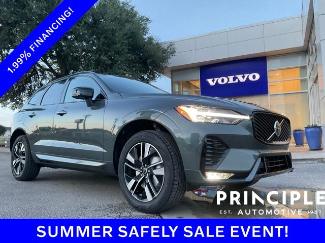2026 Volvo XC60 B5 Core Dark AWD's photo