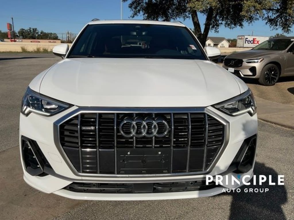 Used 2024 Audi Q3 Premium SUV
