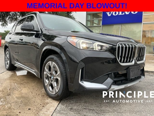 2025 BMW X1 xDrive28i's photo