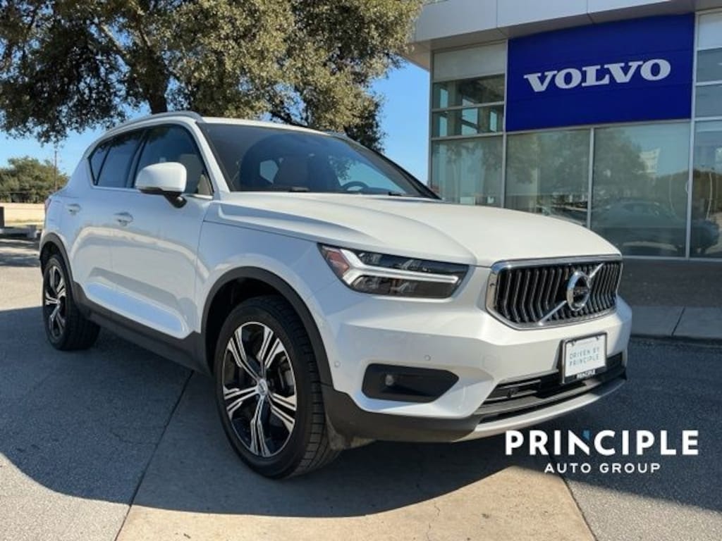 Used 2019 Volvo XC40 T5 Inscription SUV
