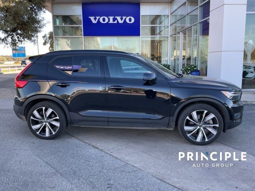 Certified 2021 Volvo XC40 Recharge Pure Electric P8 SUV