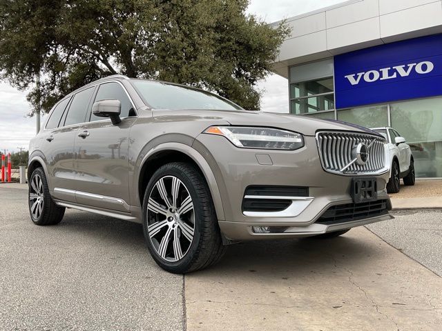 2020 Volvo XC90 Inscription's photo