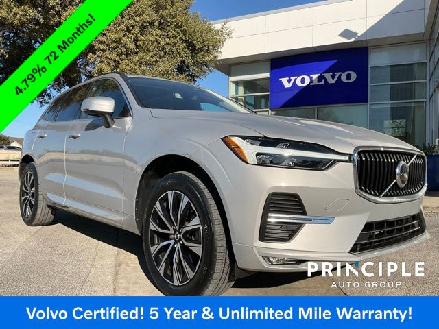 2023 Volvo XC60 Core's photo