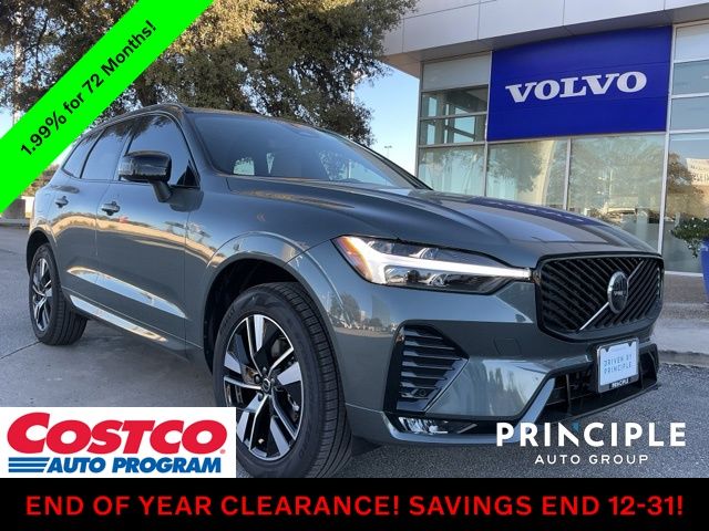 2026 Volvo XC60 Core's photo