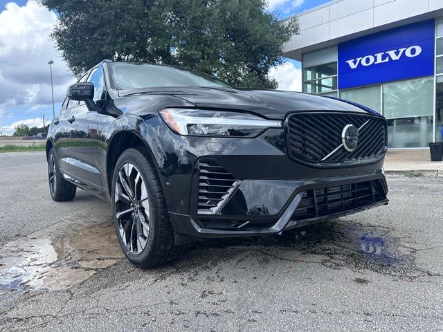 New 2026 Volvo XC60 plug-in hybrid T8 Plus