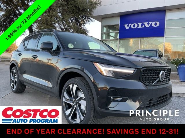 2026 Volvo XC40 Plus's photo