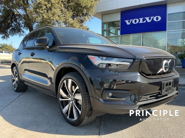 2021 Volvo XC40 Recharge's photo