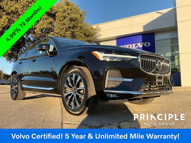 2023 Volvo XC60 Plus's photo