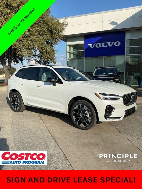 2026 Volvo XC60 Plus's photo