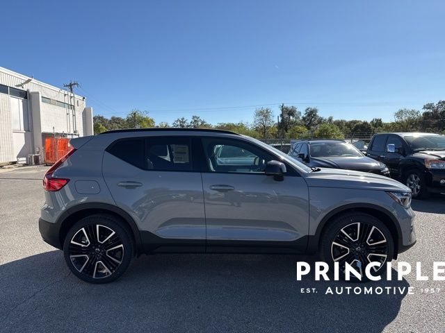 2026 Volvo XC40 Ultra - Photo 5