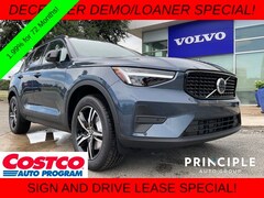2026 Volvo XC40 B5 Core SUV