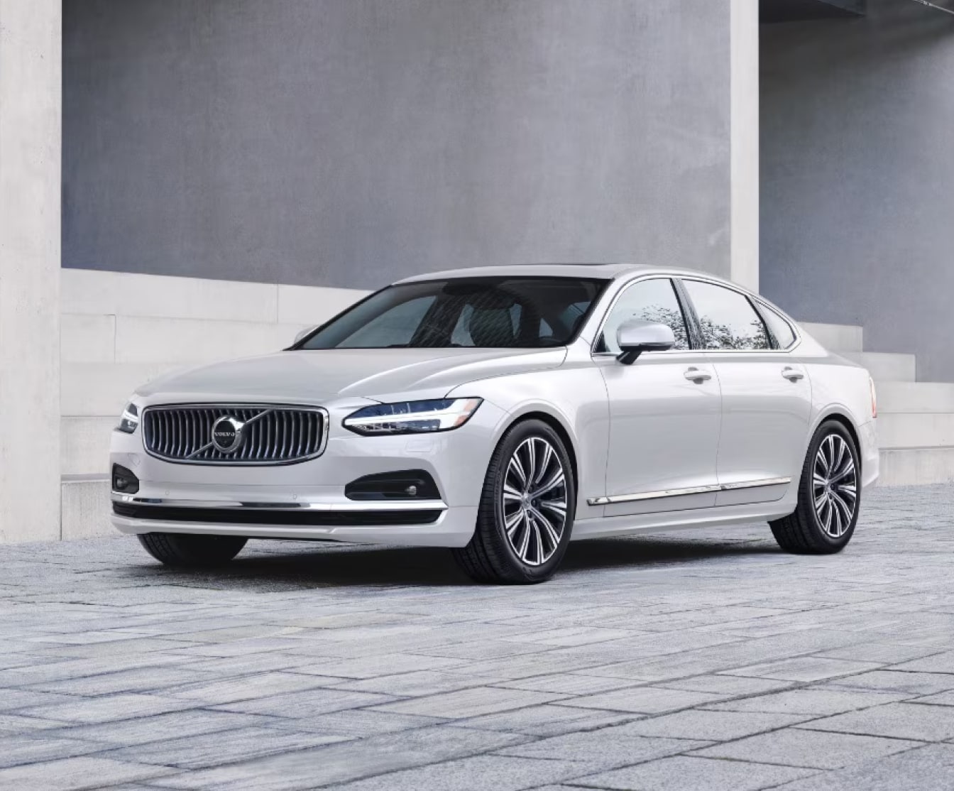 Volvo S90 Exterior