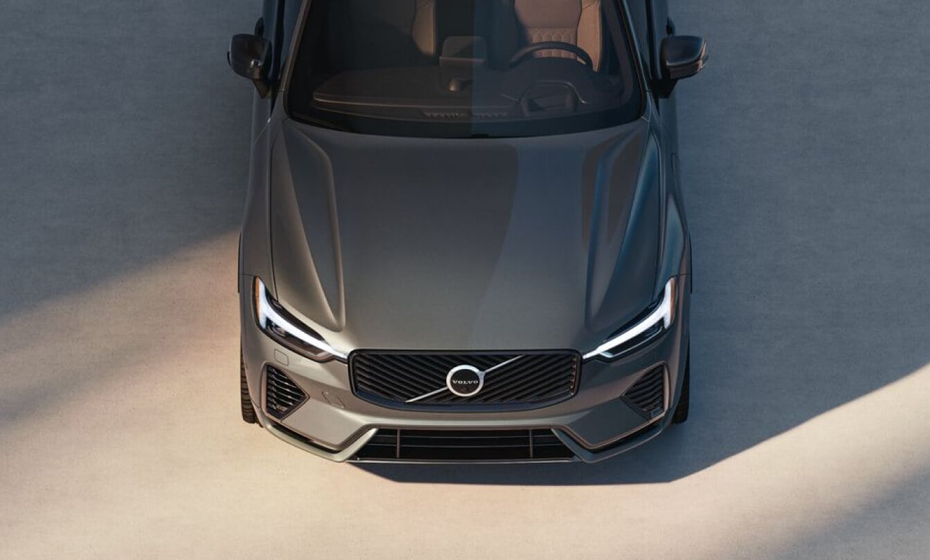 Volvo XC60 Plug-In Hybrid Exterior