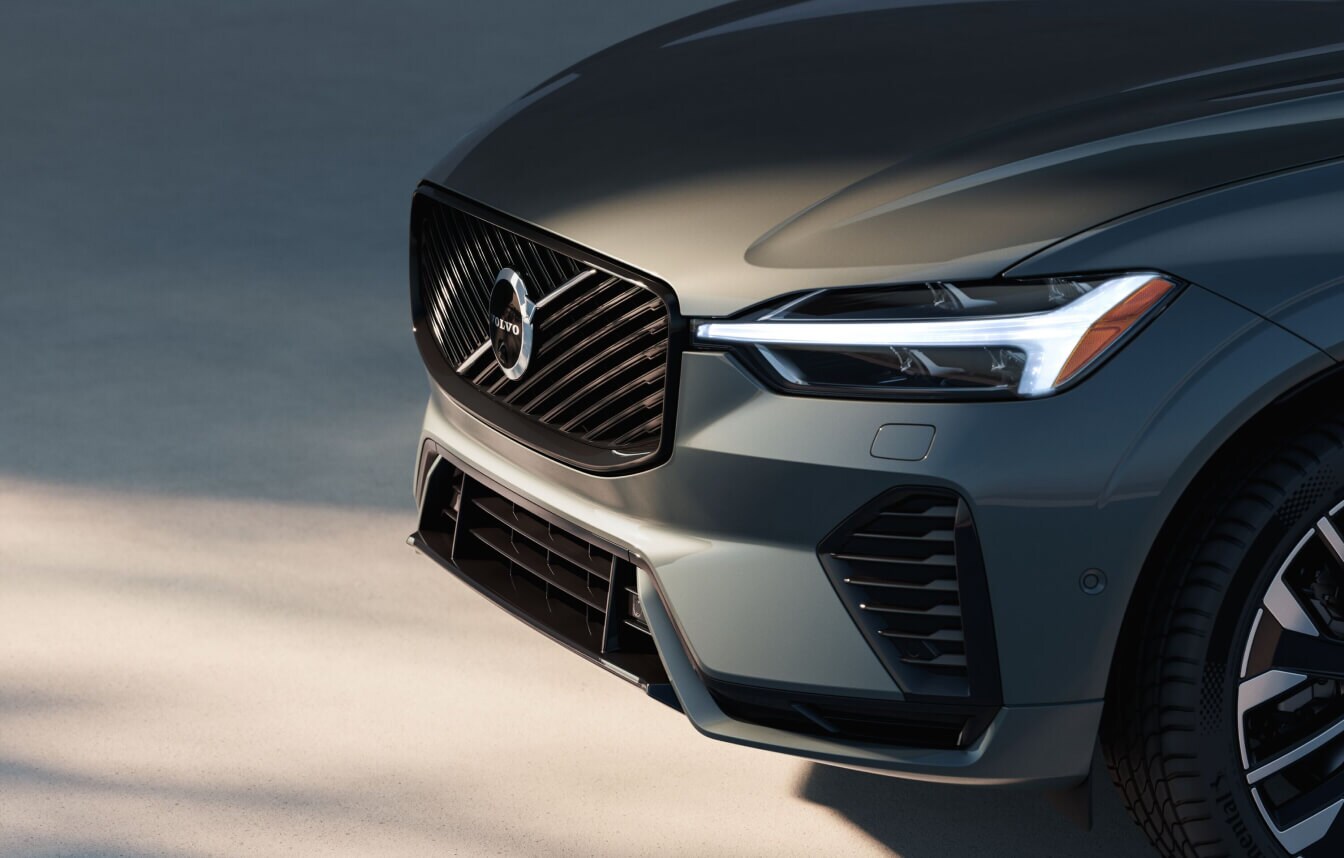 Volvo XC60 Plug-In Hybrid Safety Features