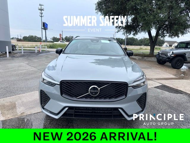 2026 Volvo XC60 B5 Plus photo 2