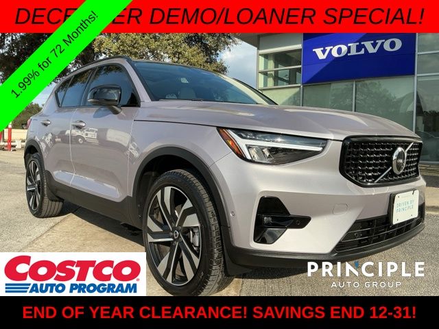 2026 Volvo XC40 Plus's photo