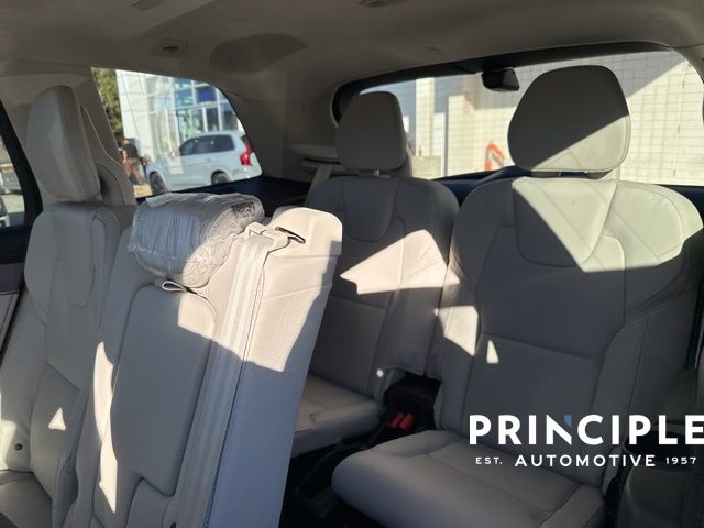 2026 Volvo XC90 Ultra - Photo 27