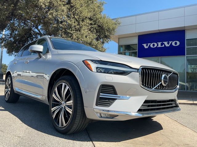 2023 Volvo XC60 Ultimate's photo