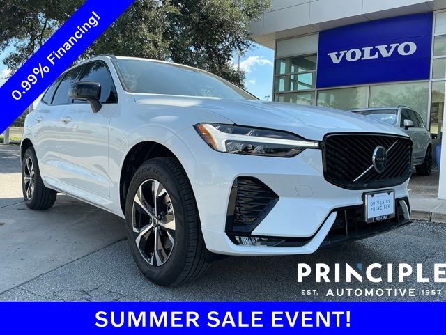 2026 Volvo XC60 B5 Core Dark AWD's photo