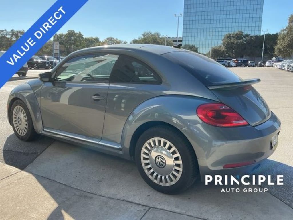 Used 2016 Volkswagen Beetle 1.8T SE Hatchback