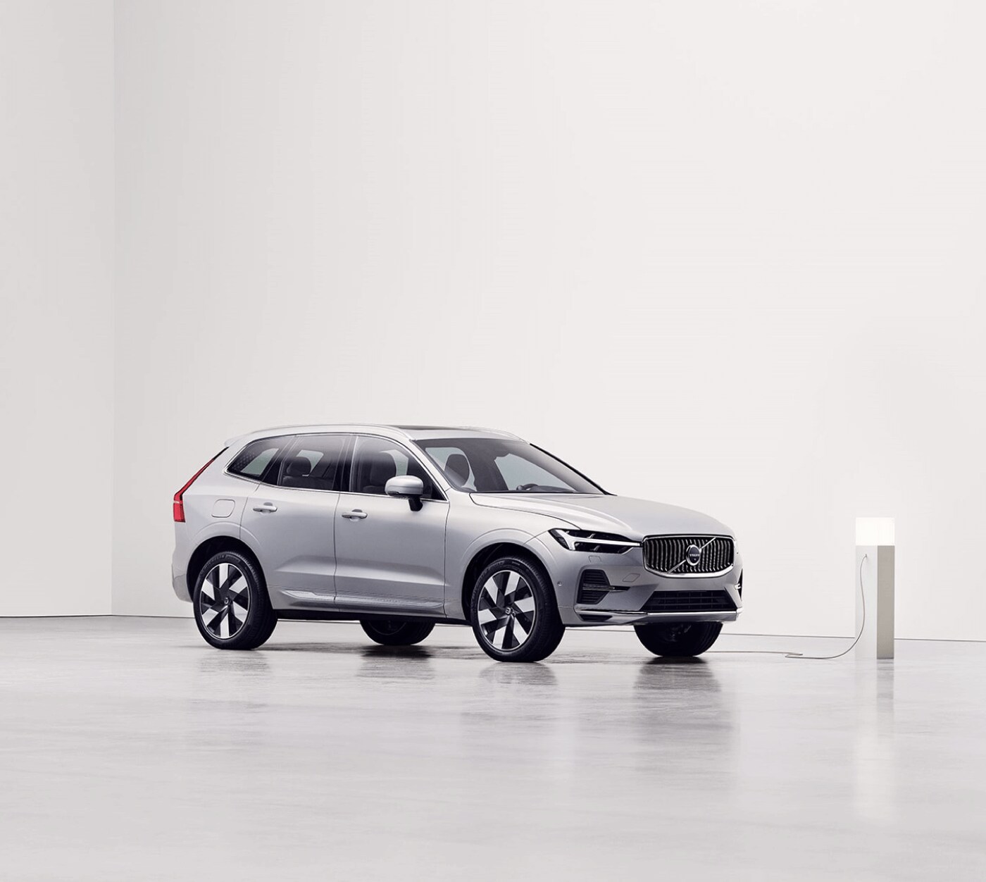 Volvo XC60 Recharge Safety Features