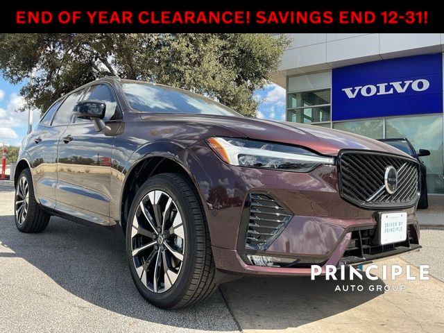 2026 Volvo XC60 Plus's photo