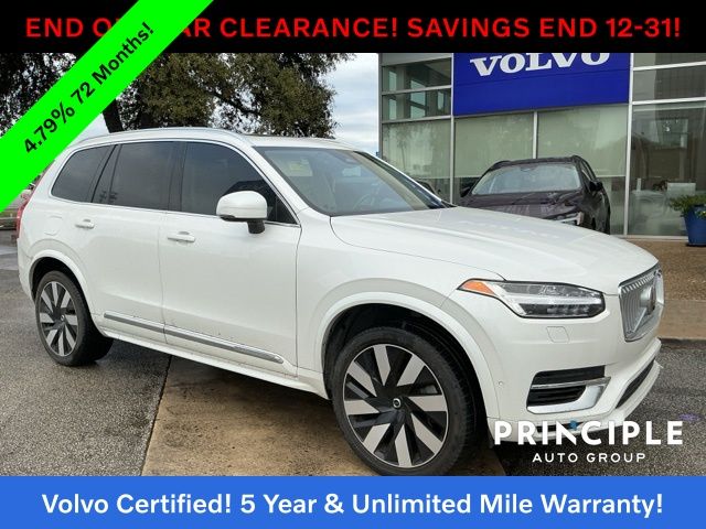 2024 Volvo XC90 Plus's photo