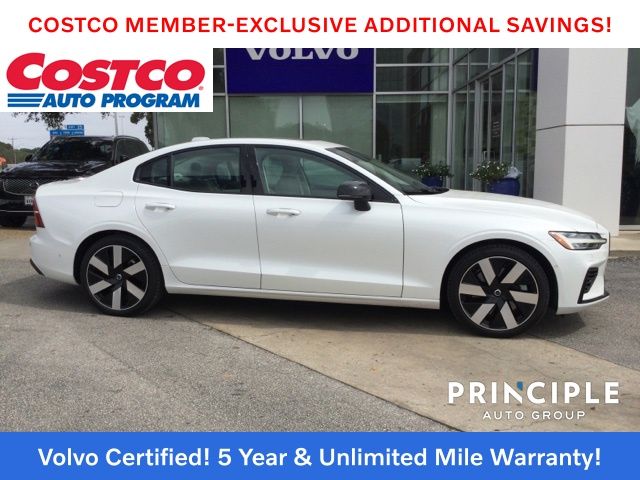 2024 Volvo S60 Recharge Ultimate photo 2