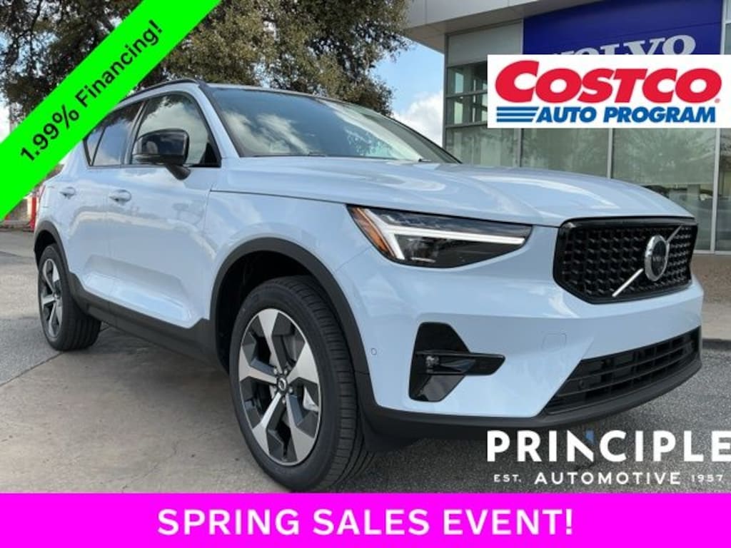 New 2026 Volvo XC40 B5 Plus SUV