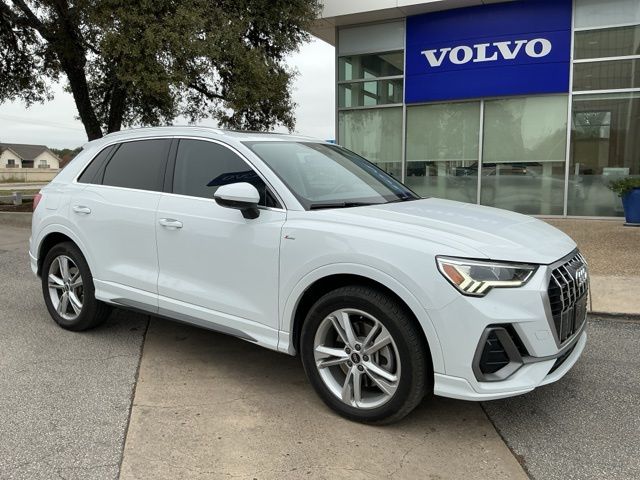 2022 Audi Q3 S Line Premium Plus's photo