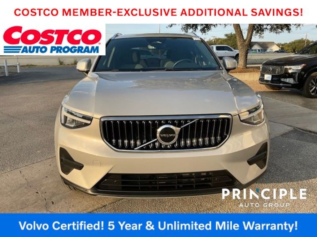 Certified 2025 Volvo XC40 B5 Core SUV