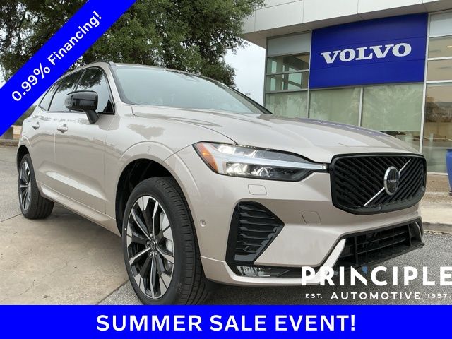 2026 Volvo XC60 B5 Plus Dark AWD's photo