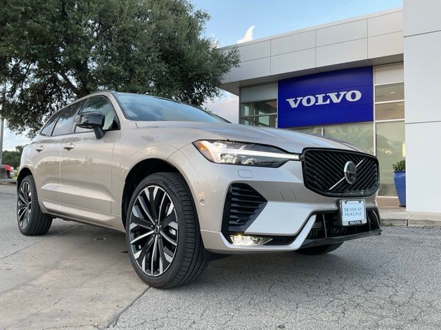 2026 Volvo XC60 B5 Ultra Dark AWD's photo