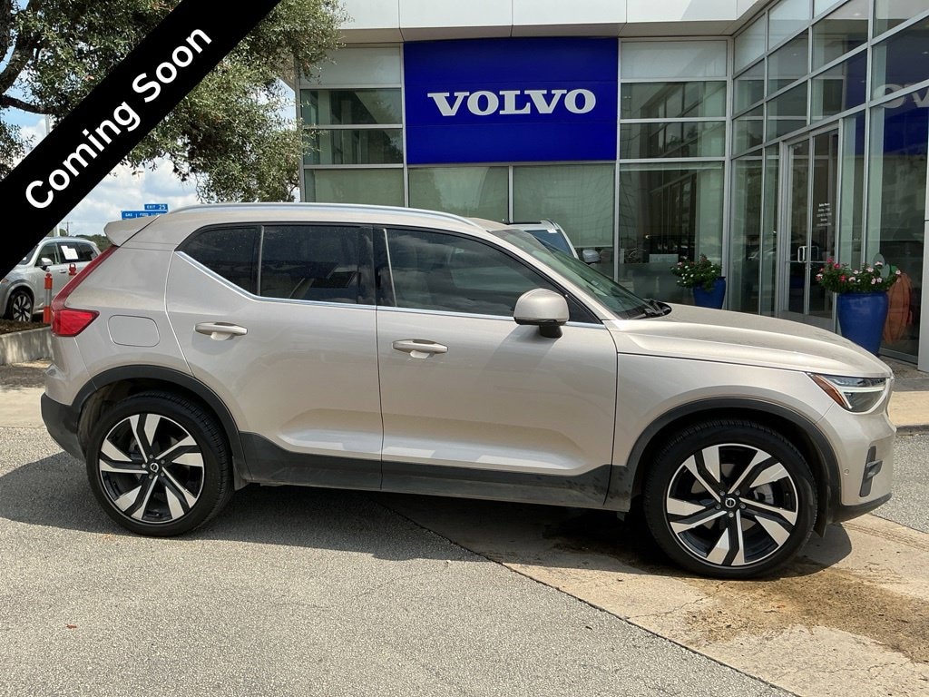 Certified 2024 Volvo XC40 B5 Plus Bright Theme SUV
