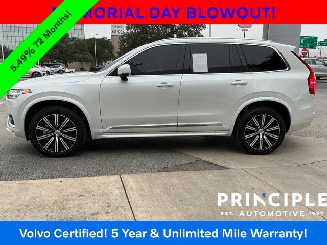 2025 Volvo XC90 B5 Core Bright 4WD's photo